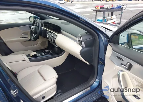 2021 Mercedes-Benz A 220 4Matic из США, поврежденный, VIN W1K3G4FB2MJ271379